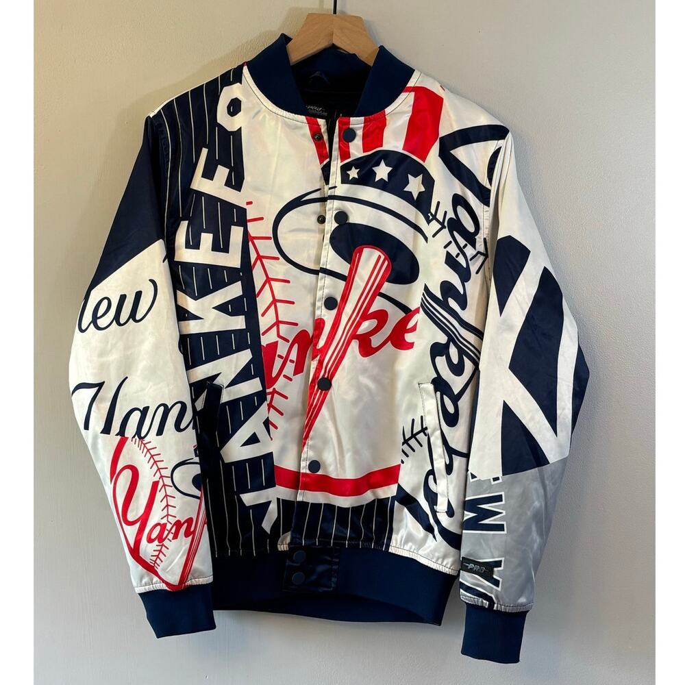 Pro Standard New York Yankees Snap Bomber Varsity Jacket Size Small